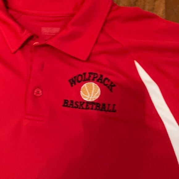 NCSU Basketball Knit Polo Sz 2x - Picture 2 of 7